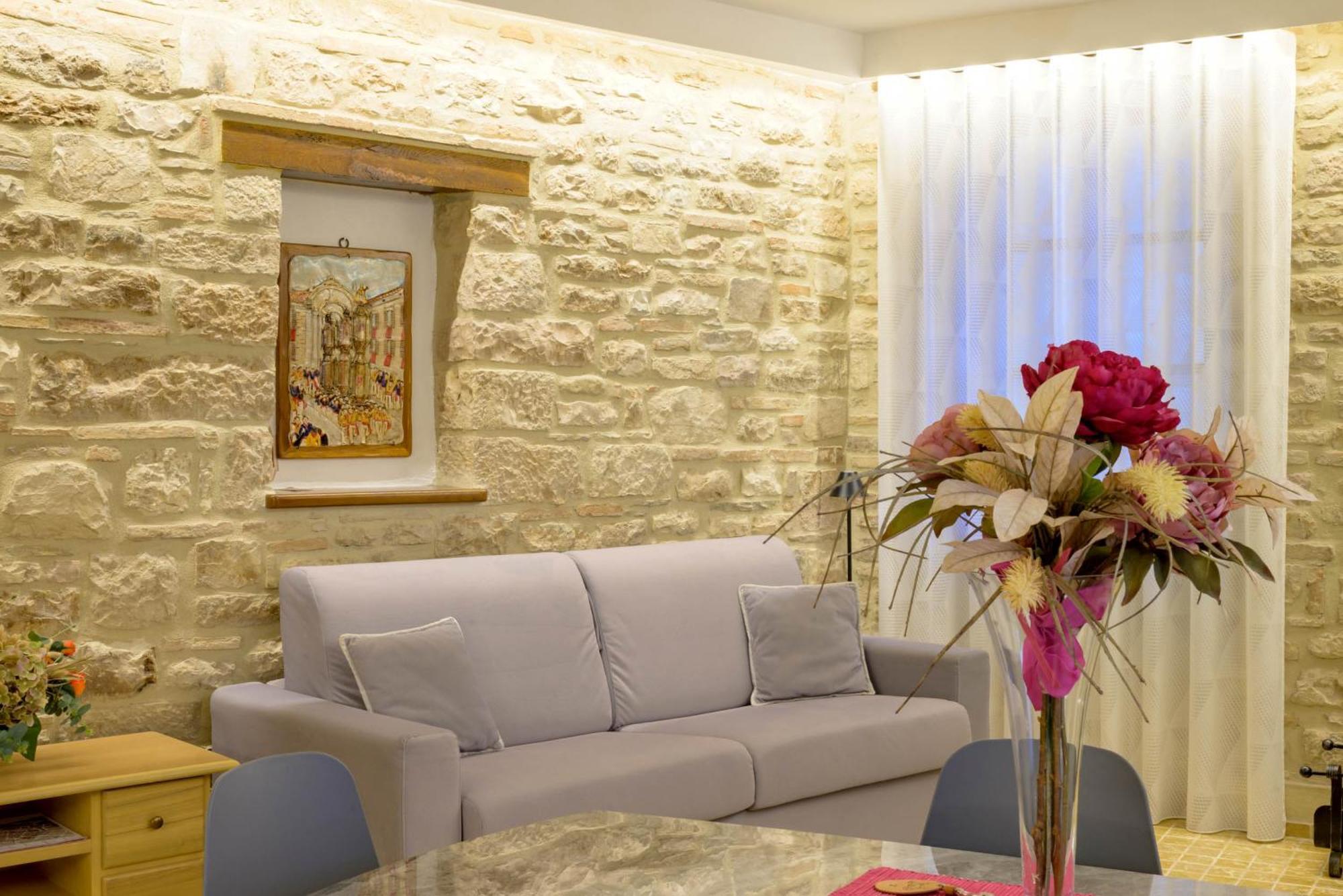 Dimora Giada & Gloria Appartement Gubbio Buitenkant foto